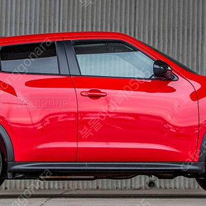 닛산 쥬크 순정형 스포일러 새제품(블랙)