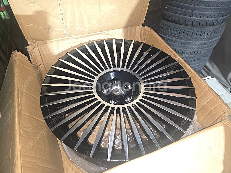 벤츠21인치 휠 판매합니다.--1