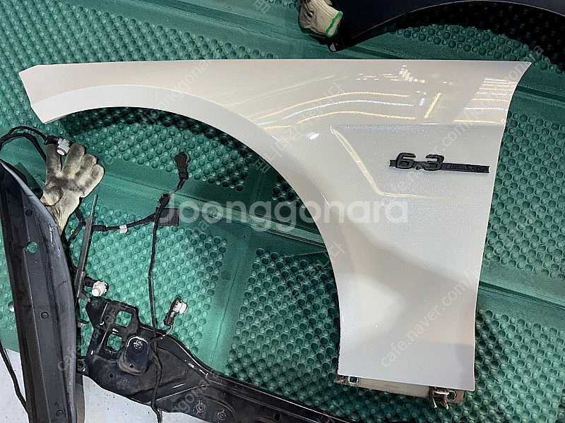 W212 E63amg전기형 앞장 팝니다. 후드,범퍼,라...--0