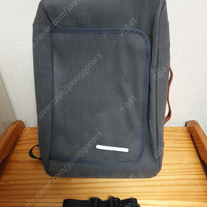 로우로우 x 삼성닷컴 갤럭시 S10 백팩