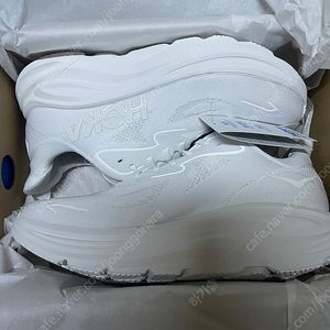[280] 호카 클리프톤 10 화이트 와이드