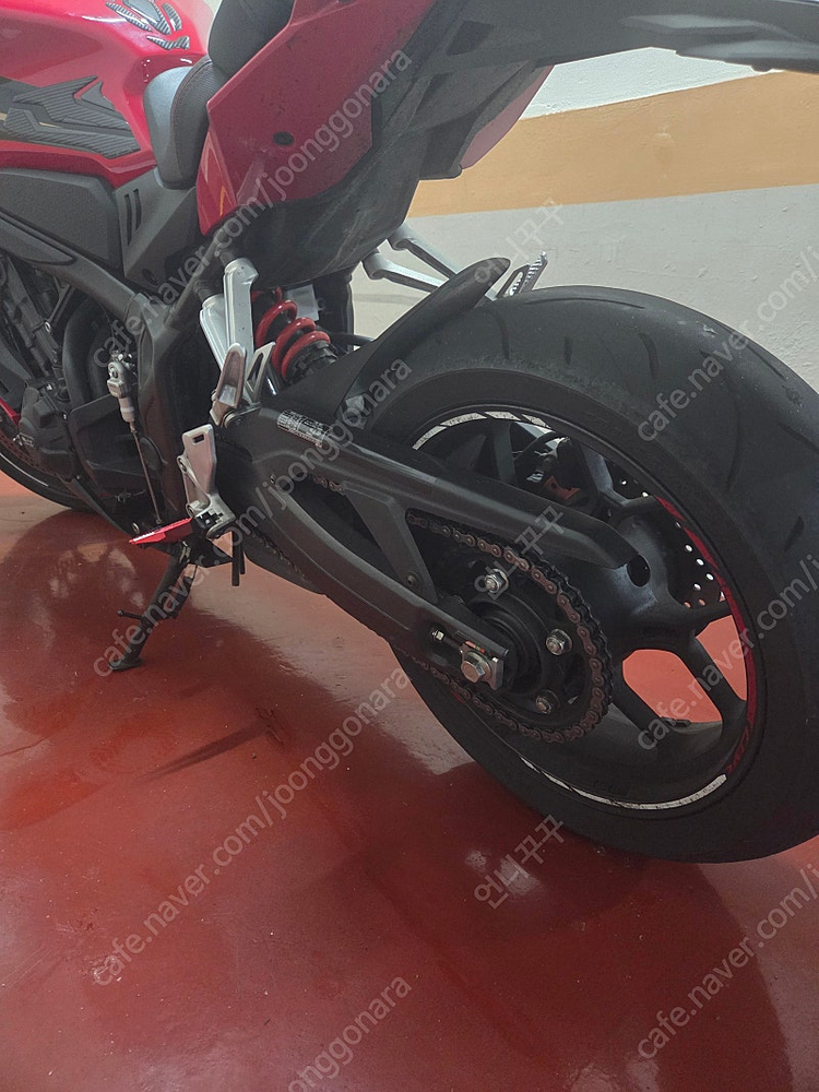 23년식 혼다 CBR650R 8,XXXkm 판매합니다. 이미지