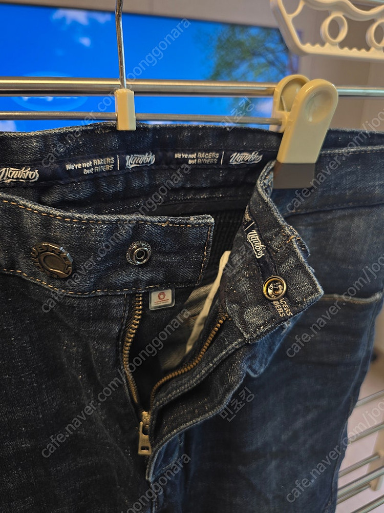 페더베드 더티 어글리브로스 모토팬츠 팝니다.--4