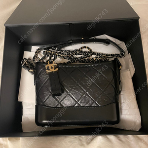 샤넬 가브리엘 호보 스몰 (상태 최상)