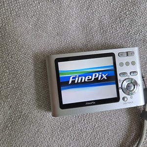 후지필름 파인픽스 Z2