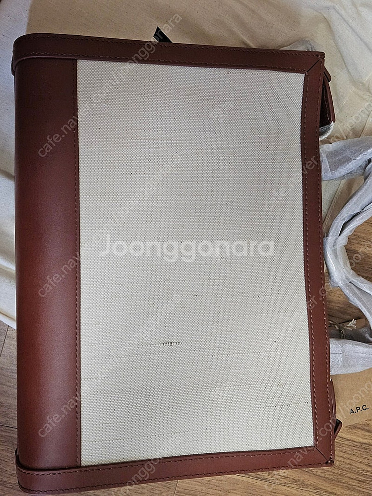 택포 새제품 A.P.C.아페쎄 카밀 토트백 캔버스--1