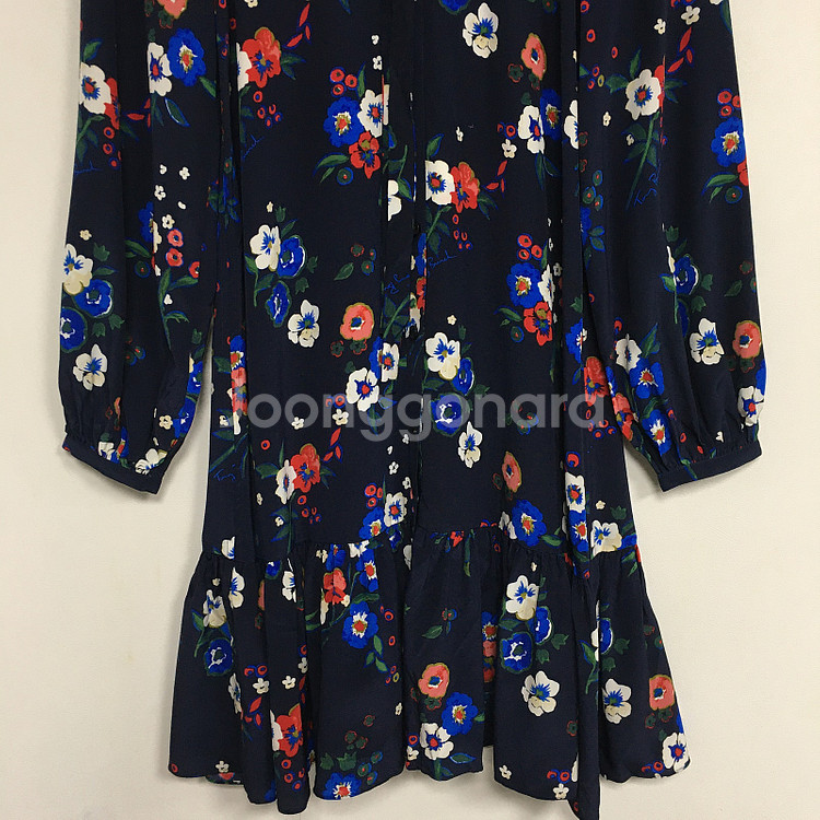 토리버치 김사랑 실크 원피스 0 / 랑방 마인 오브제 타임 럭키슈에뜨 산드로 마쥬 오르 시에 시스템--3