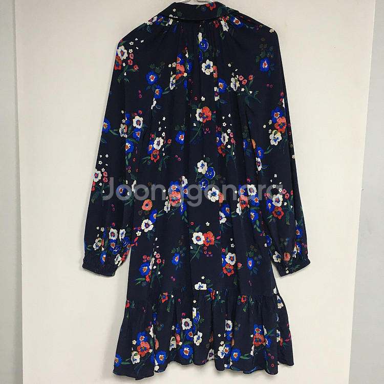 토리버치 김사랑 실크 원피스 0 / 랑방 마인 오브제 타임 럭키슈에뜨 산드로 마쥬 오르 시에 시스템--5