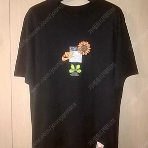 나이키 로고 플랜트 패턴 스포츠웨어 반팔 라운드티셔츠/일상겸용/2022/105/새제품급/택배비포함가격