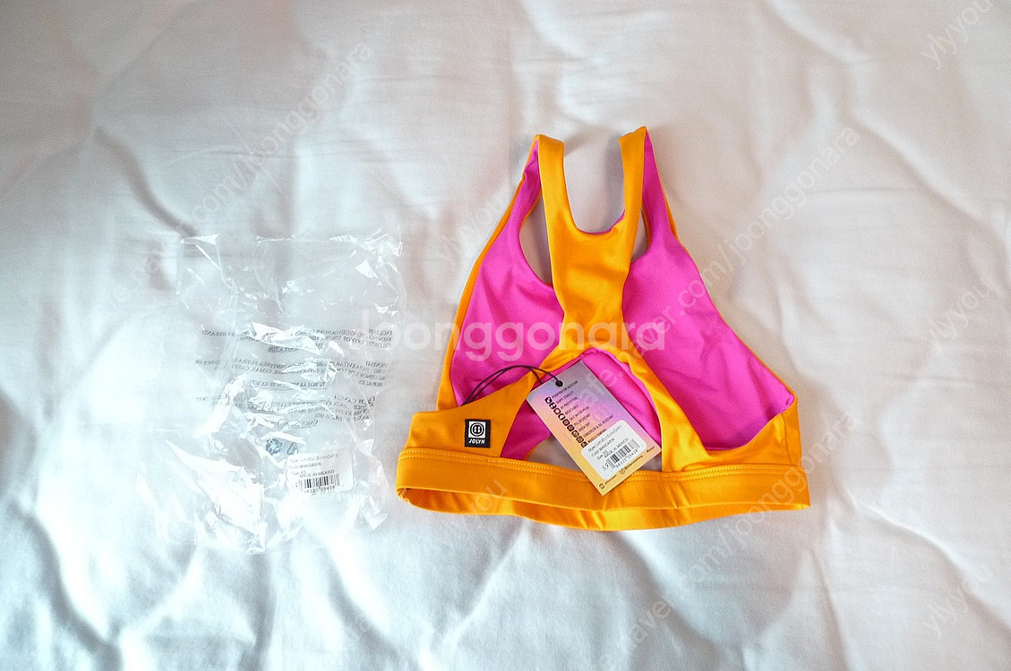 여성 수영복 탑 신품 택달림--1