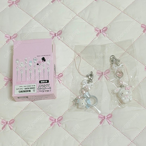 산리오 키티 천사악마 눈토끼 반지 마스코트 스트랩