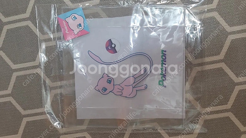 새상품) 더벤티 뮤(포켓몬) 투명 비치백 새상품 입니다.--1