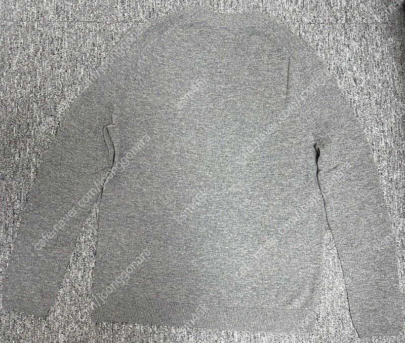 아크네 대셔 가디건 (그레이, S) 팝니다 이미지