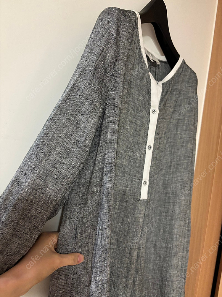 바네사브루노 아떼 린넨100% 라운드 벌룬소매 원피스 출근룩 하객룩 결혼식 이미지