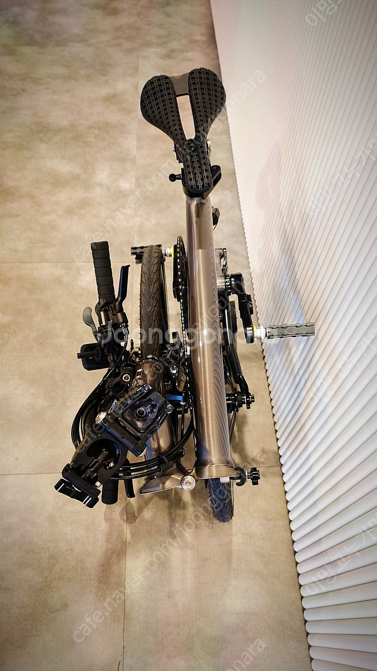 에이스오픽스 에어 투톤 미니벨로 - 유사 브롬톤, 트라이폴드 자전거--4