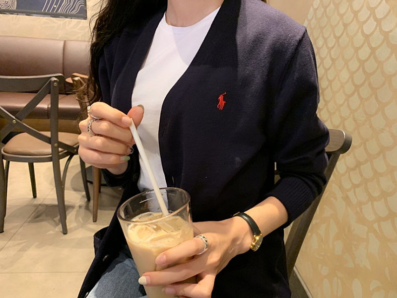 폴로 코튼 브이넥 가디건 그레이 팔아요 이미지