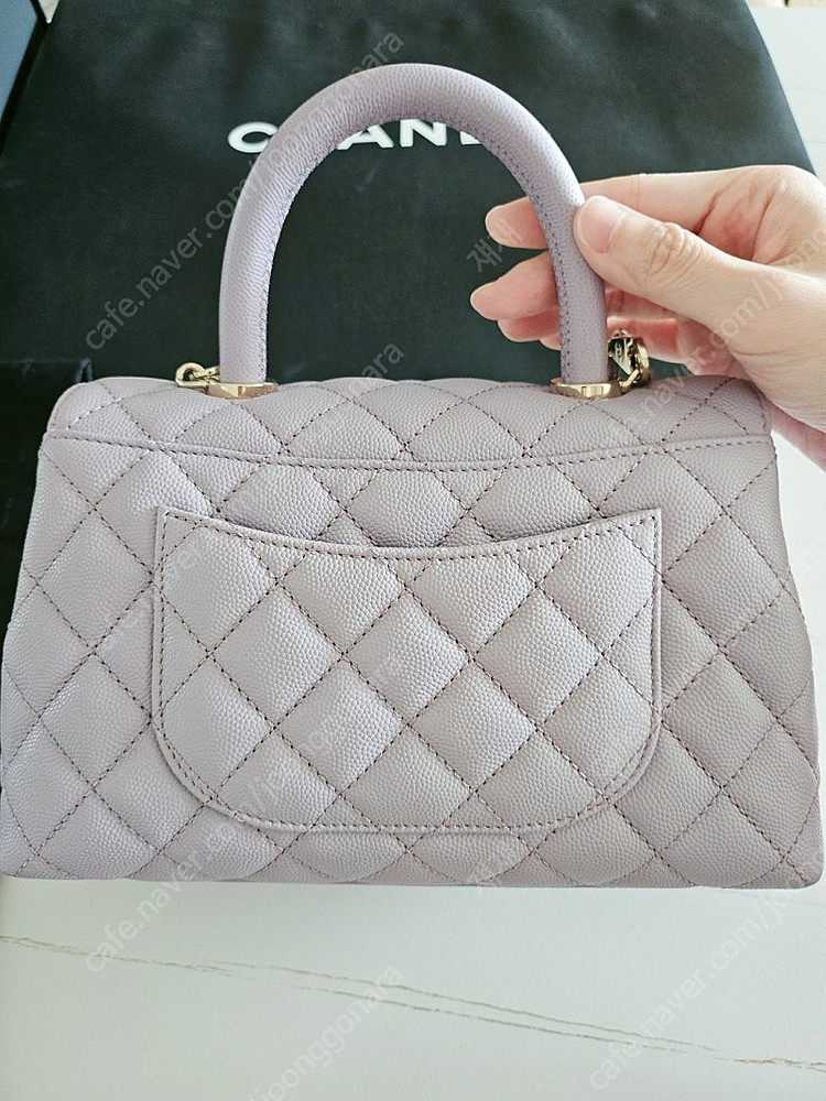 샤넬 코코핸들 미듐 시즌 연보라 판매--2