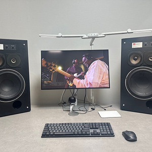 JBL L36