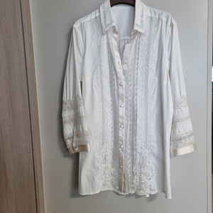 에르마노 설비노 레이스 장식 화이트 블라우스