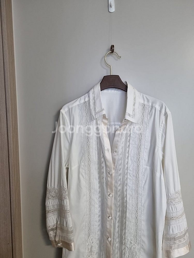 에르마노 설비노 레이스 장식 화이트 블라우스--1