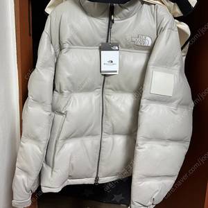 노스페이스 LEATHER NUPTSE DOWN JACKET 100사이즈 ​