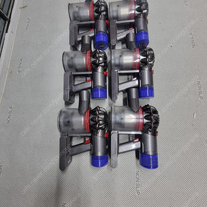 다이슨청소기 v8본체 싸게팝니다