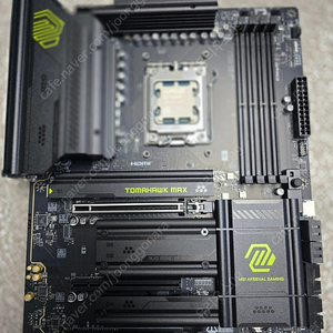 라이젠 9700x + B850 토마호크 판매