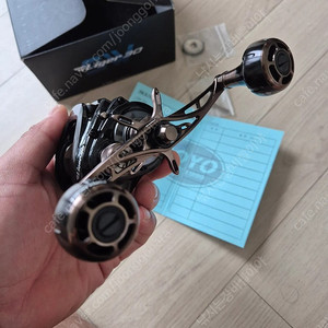 나인틴훅스 로드 / 라이거30sw 6점 우핸들 팝니다