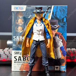 SHF 원피스 사보 +커스텀 망토