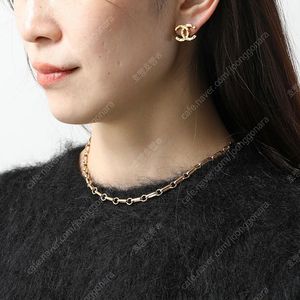 샤넬 CC 귀걸이 (새상품) 부산센텀 샤넬매장구매!