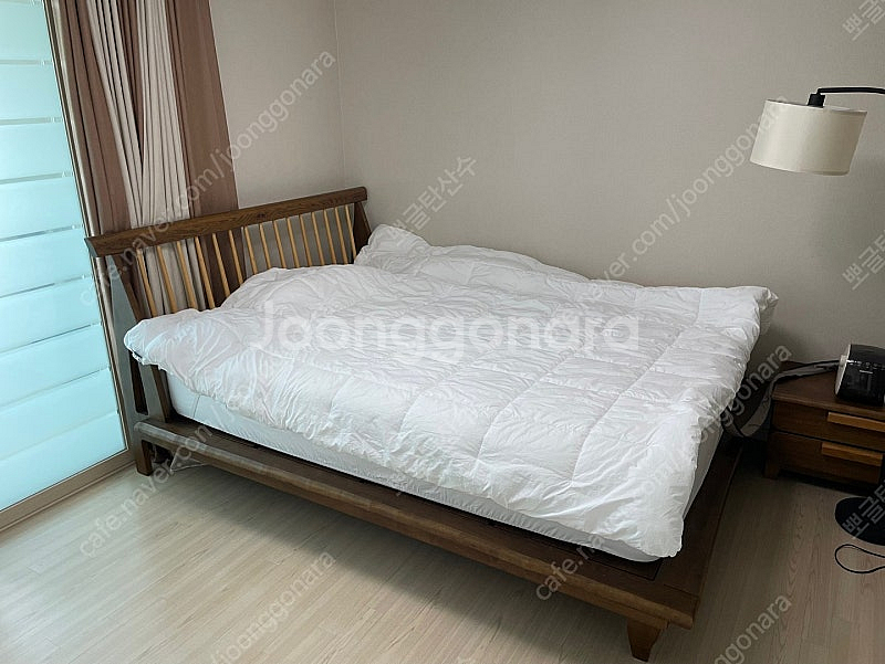아피나 원목 침대 프레이임 (퀸)--0