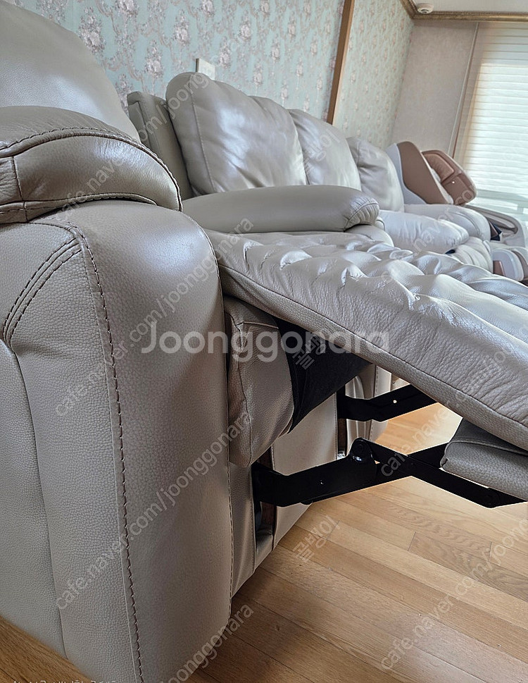 레이지보이 그레이슨 가죽 리클라이너 소파 1인용 + 3인용--5
