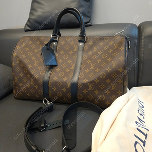 루이비통 키폴 반둘리에 정품 45 마카사르 M56711