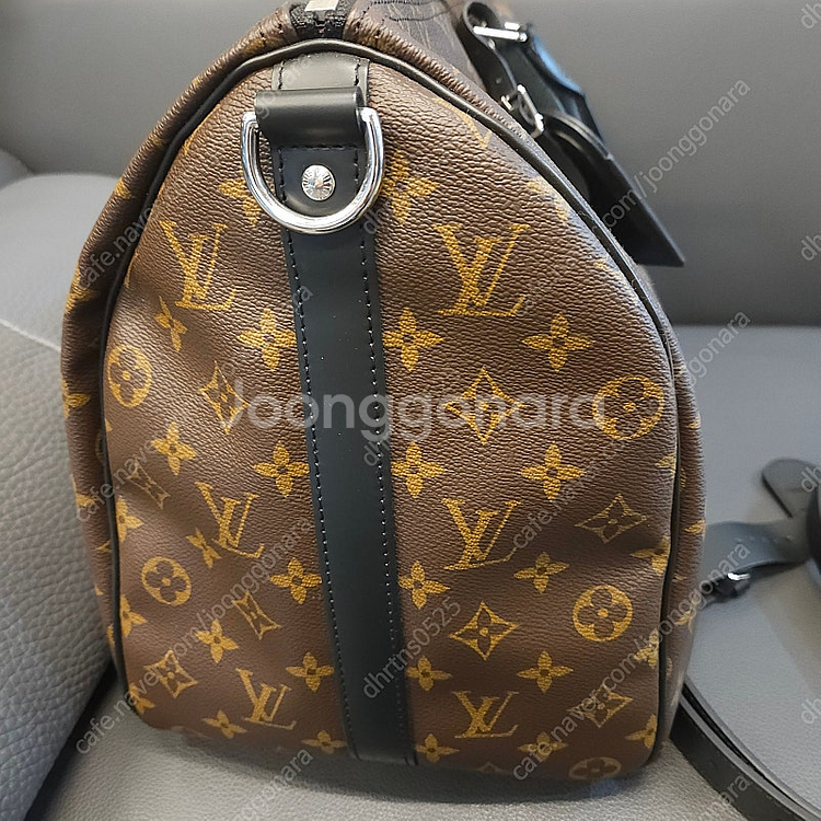 루이비통 키폴 반둘리에 정품 45 마카사르 M56711--7