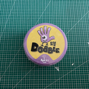 보드게임 할리갈리 딜럭스, 카이사르, 주플, 루미큐브 더블 엑스엘, 레일로드 잉크 블루, 요트 다이스, 반지의제왕 가운데의땅 대결, 하모니즈, 캐스캐디아+프로모 팝니다.