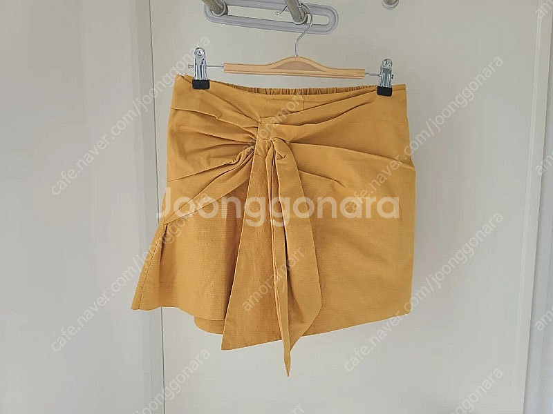 여성 언발 디자인 치마 반바지 머스타드 옐로우 ~55 ...--0