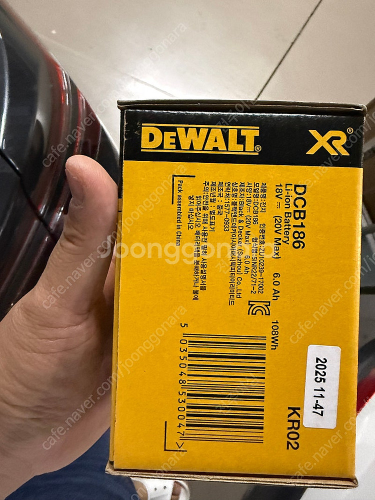 (미개봉)DeWALT 디월트 20v 6ah 밧데리 6암...--2