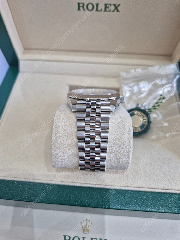 로렉스 데이저스트 41 청판 텐포 10p 다이아 126334 판매 이미지