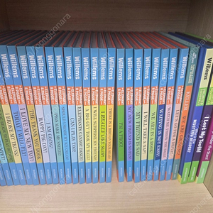 엘리펀트앤 피기북25권 모윌리엄스책4권