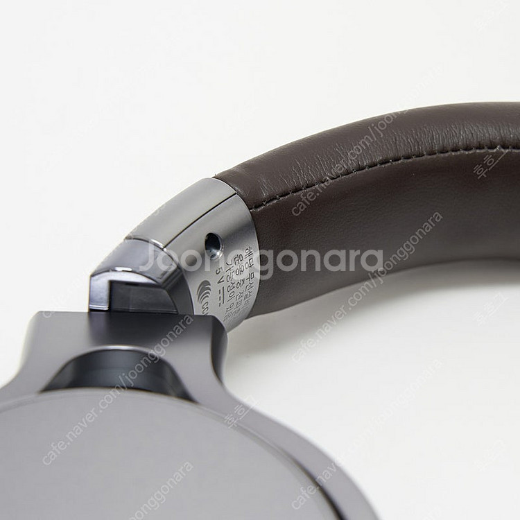 소니 헤드폰 MDR-1A BT 실버/브라운--2