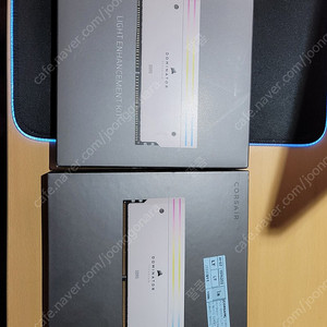 커세어 도미네이터 티타늄 ddr5 6000 32x2팝니다.(더미포함)