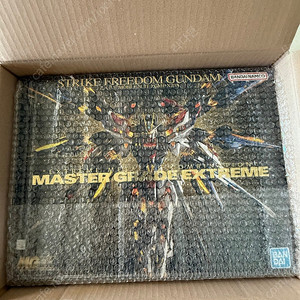 반다이 MGEX 스트라이크 프리덤 건담 택포