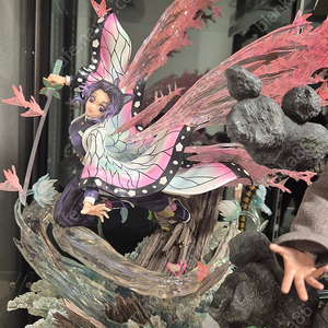 피규어 정리합니다