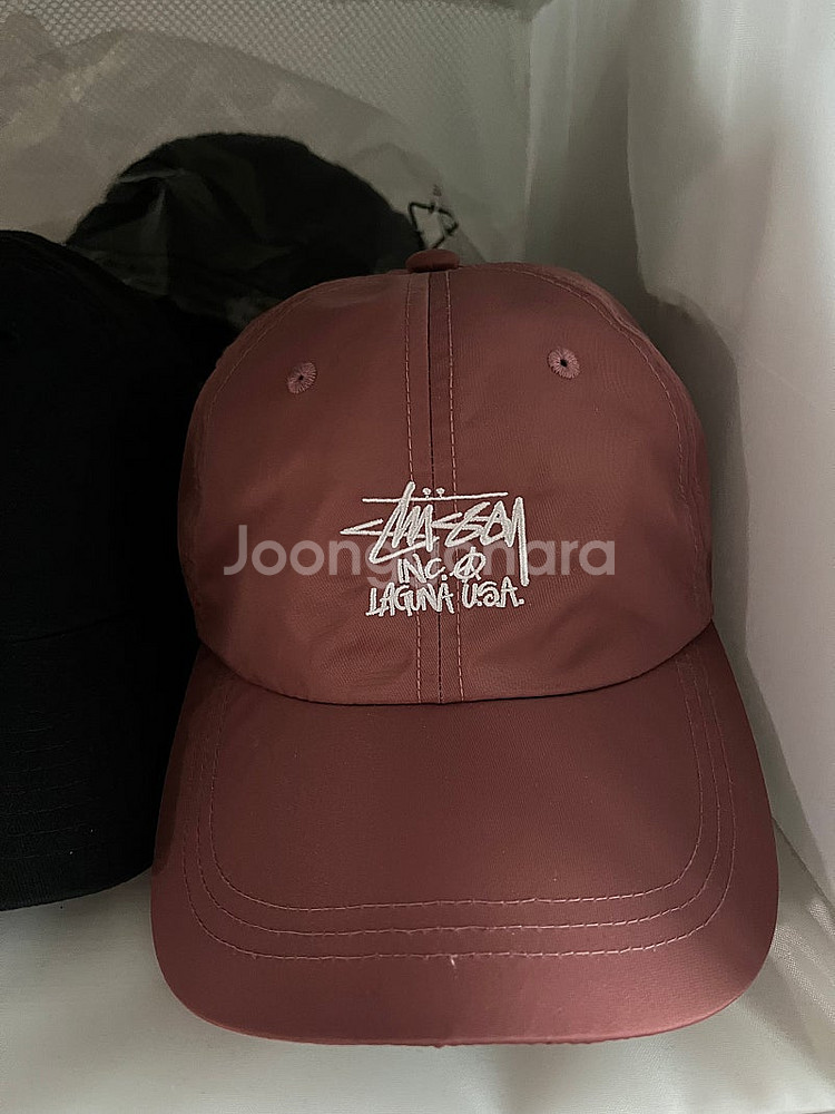 스투시 라구나 볼캡 판매합니다--0