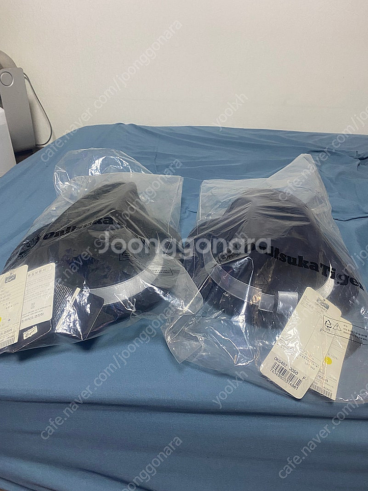 오니츠카타이거 페도라--8