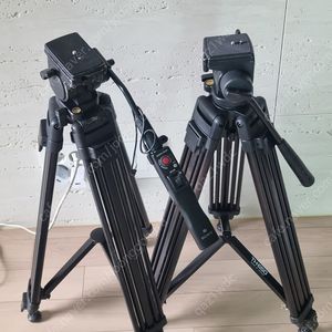 소니 1170RM , 리벡 TH-650 삼각대