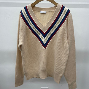 여성)산드로 V넥 금박 디테일 니트 2사이즈 판매합니다.