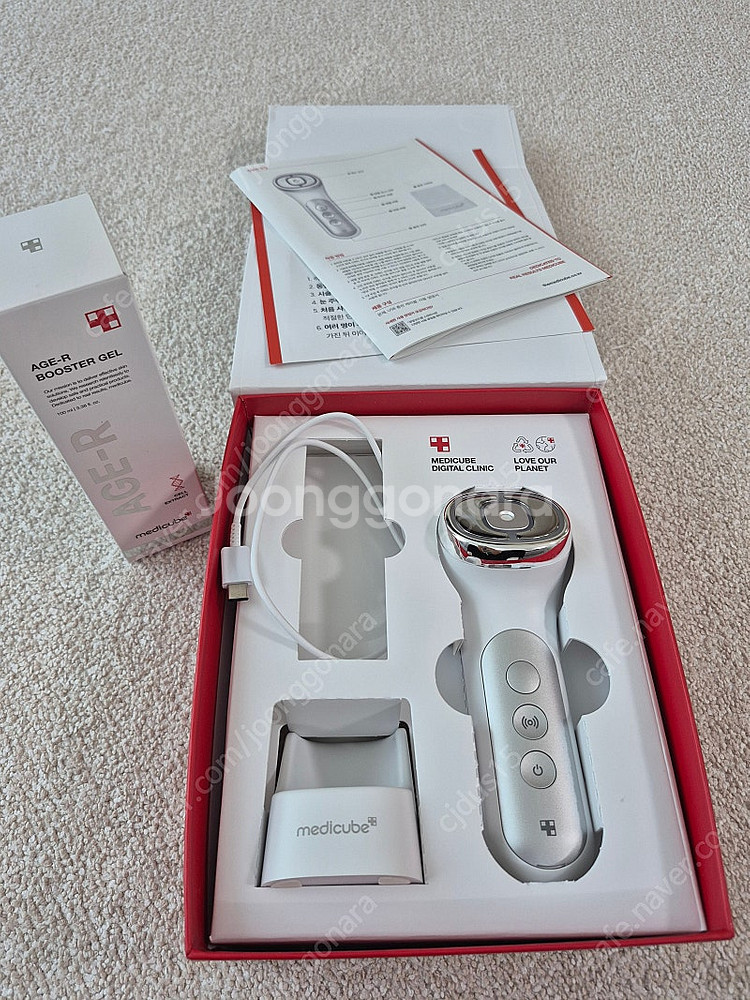메디큐브 AGE-R 부스터 젤+기기--0