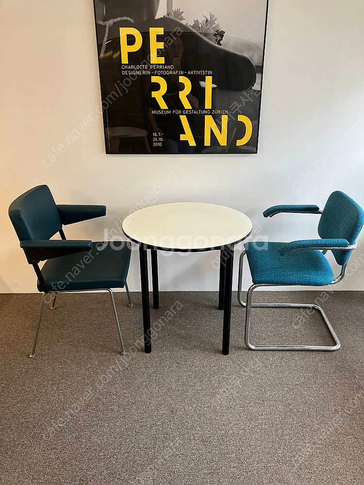 2UC 원형 테이블--3