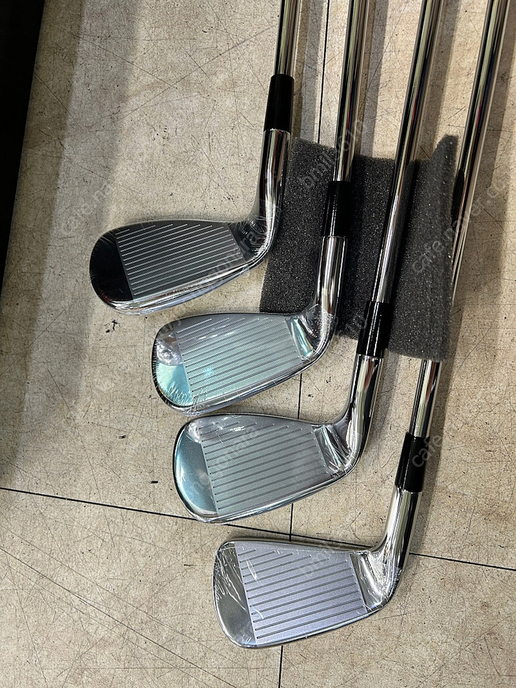 커클랜드 시그니춰 7-piece아이언 세트 새상품 이미지